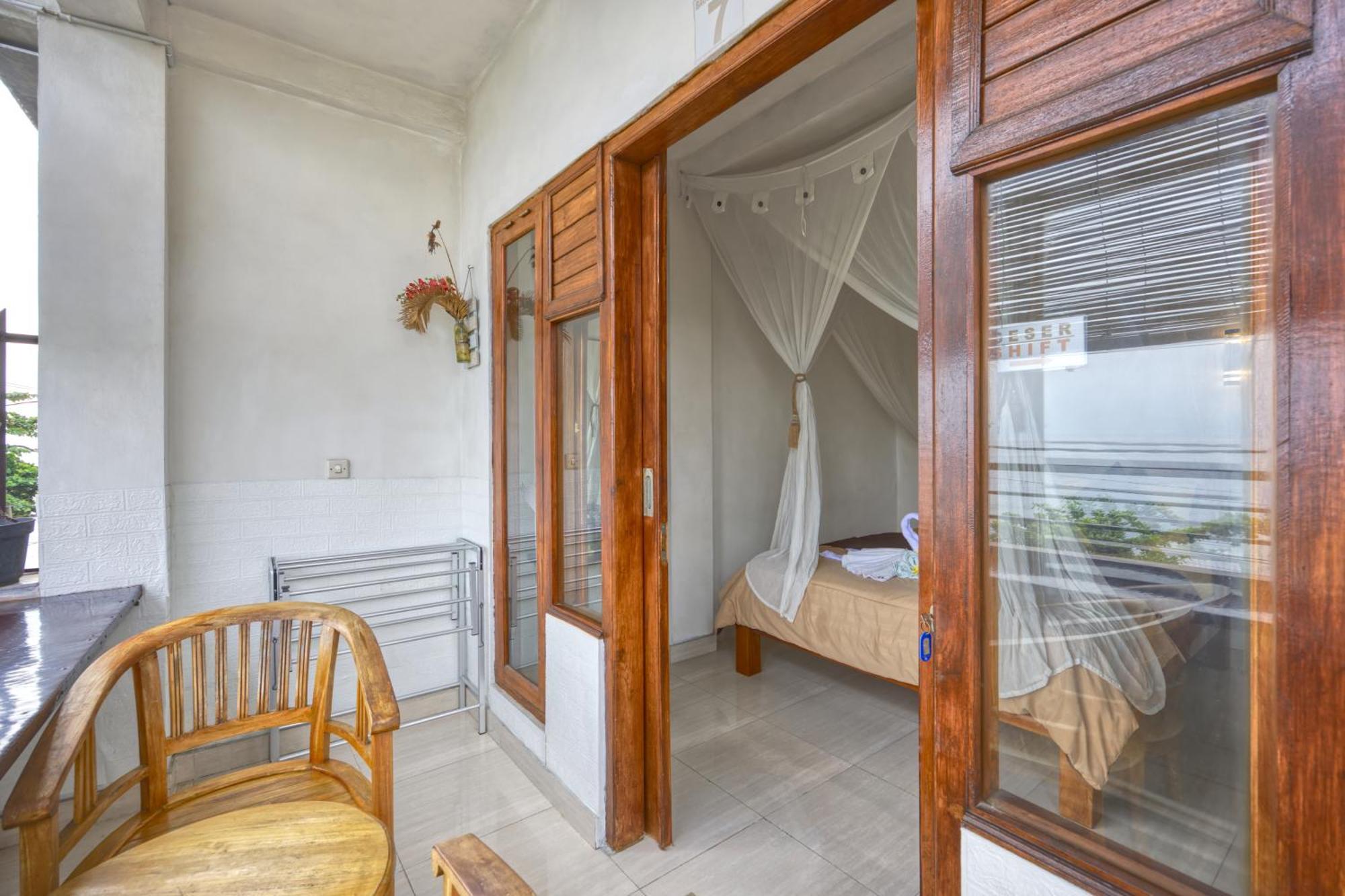 Bagus Cottage Batununggul Habitación foto